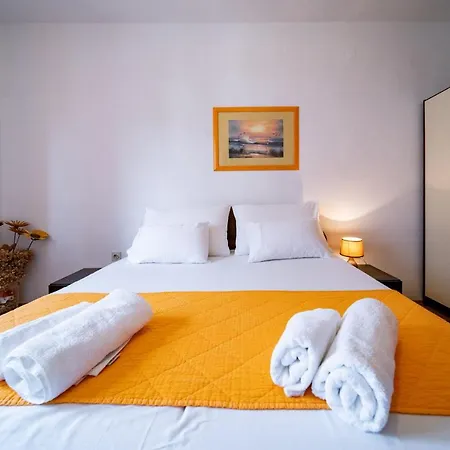 Apartament Lazarić *