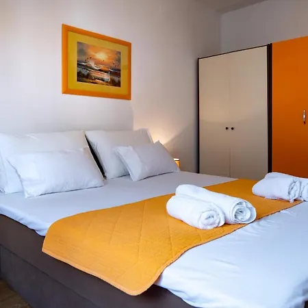 Apartament Lazarić *