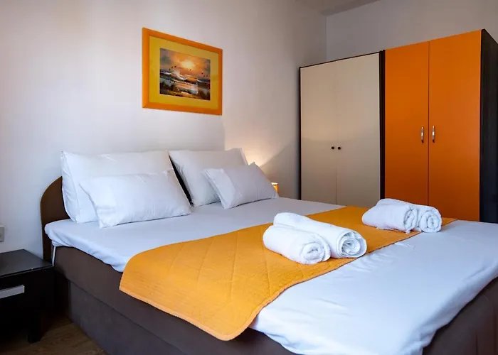 Appartement Lazaric *